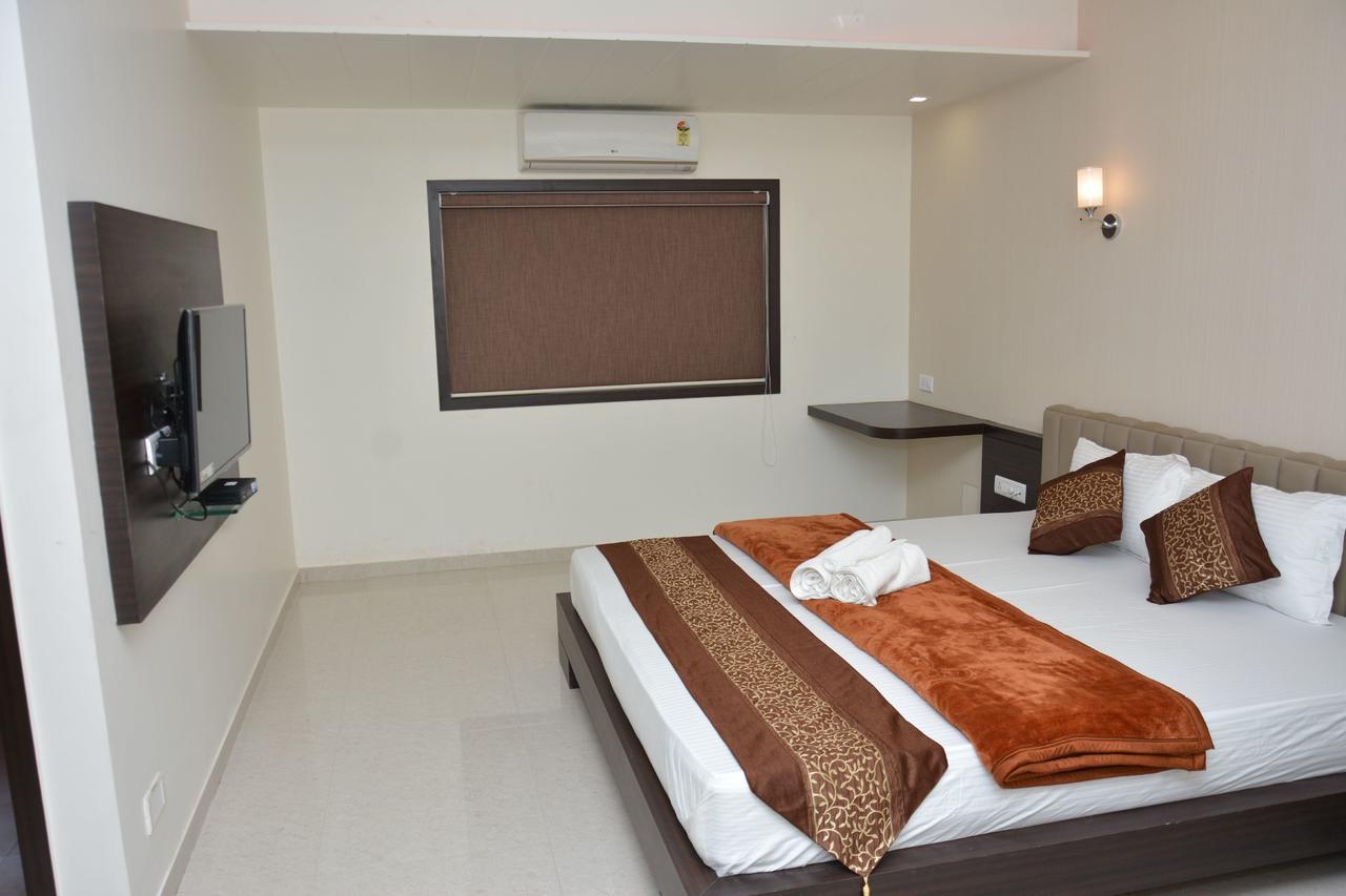 Hotel Darshan Rājula Esterno foto