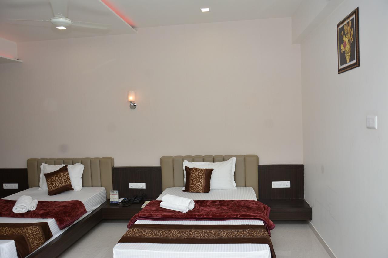 Hotel Darshan Rājula Esterno foto